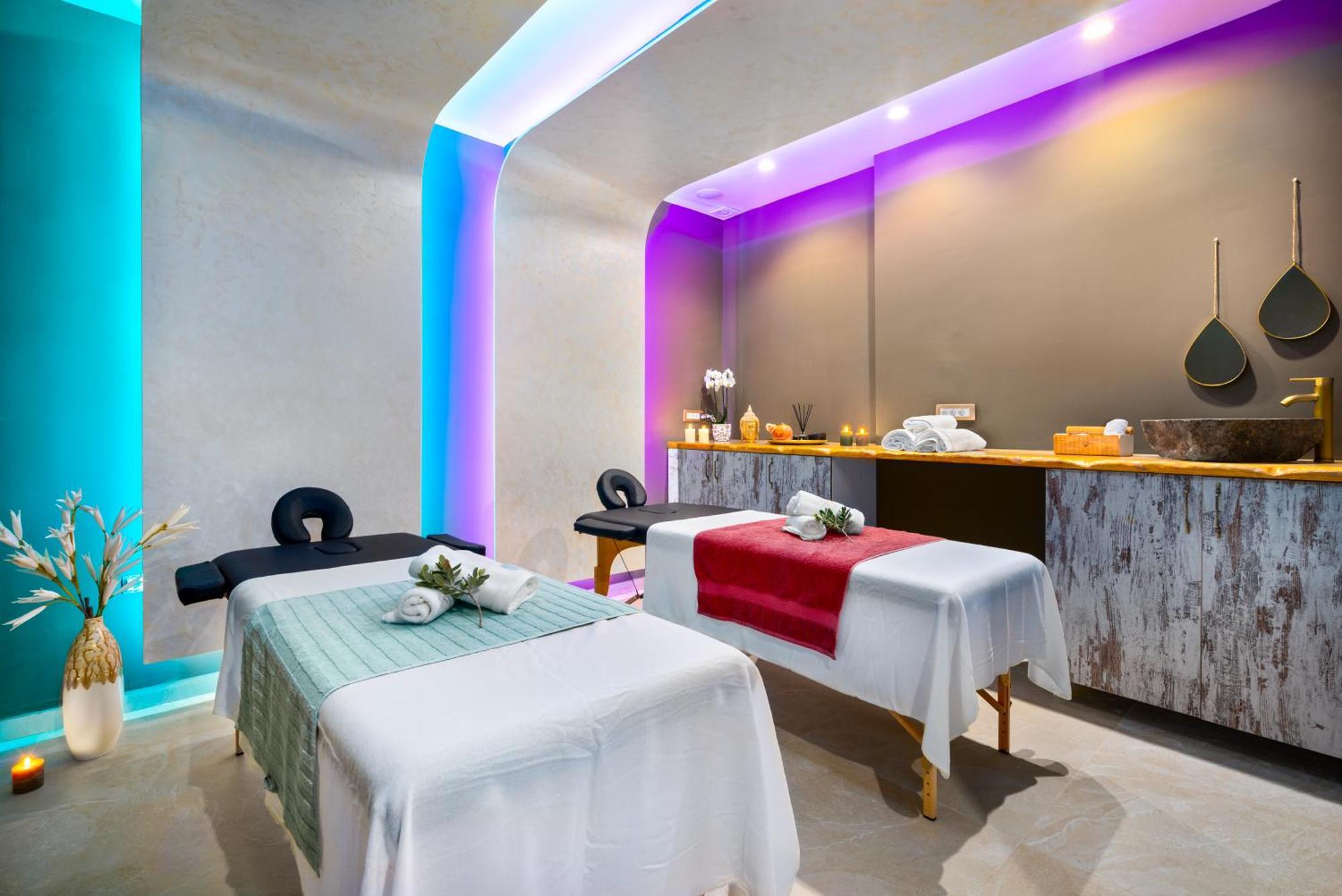 פריבולוס Electra Suites & Spa מראה חיצוני תמונה